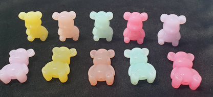 Bear beads Pastel, soft colours. Beautiful. Fit on Pen. Makes the perfect bracelet.