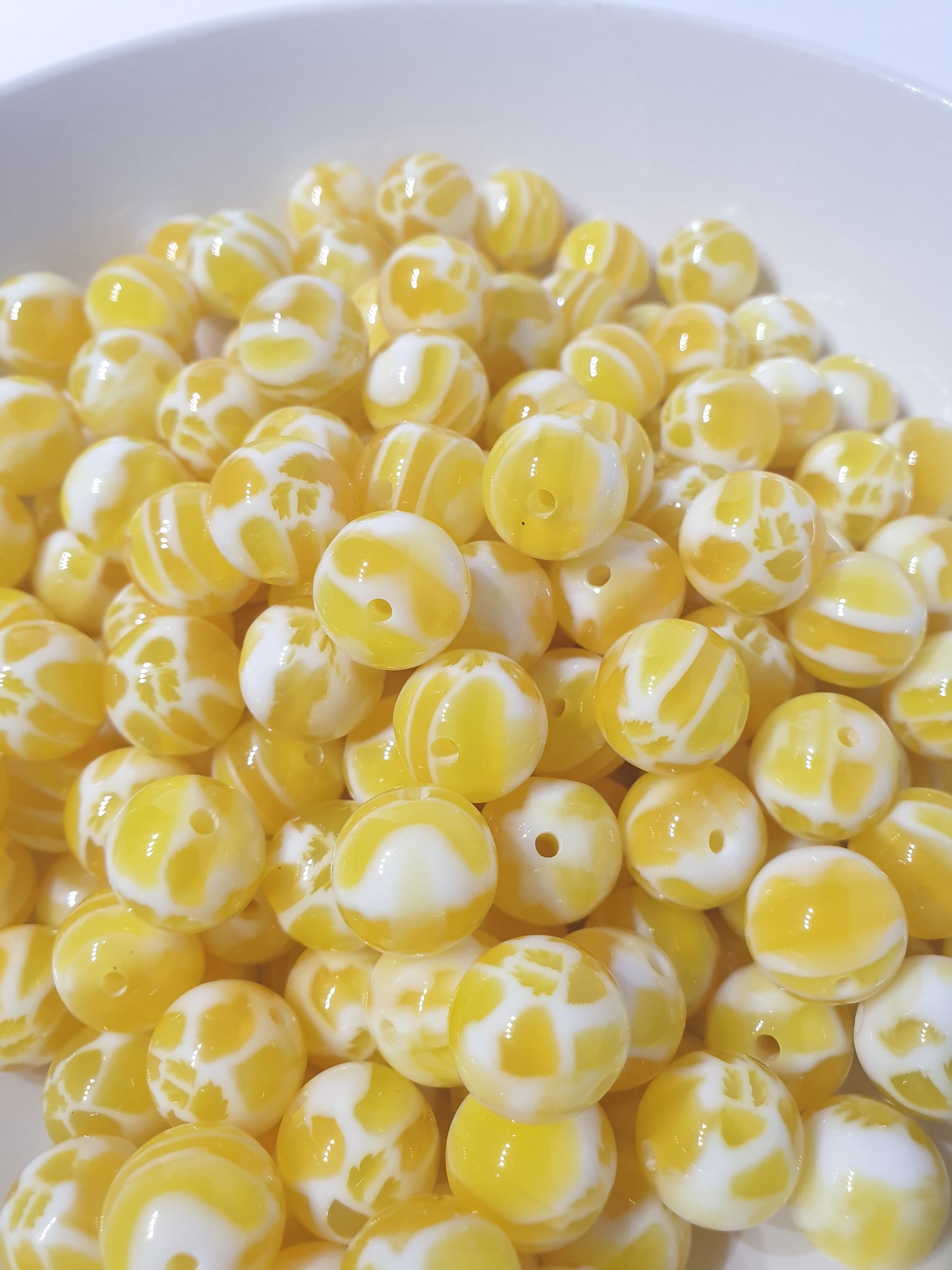 Round Yellow Jelly Chunk beads. 16mm. Unusual and beautiful for jewellery and beadable blanks.