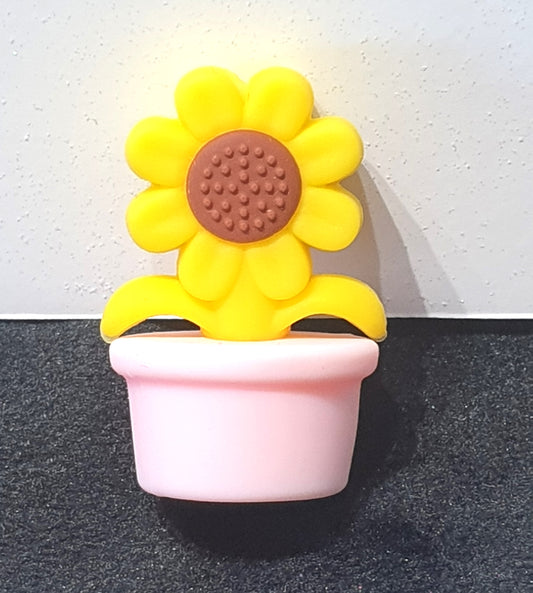 Flower in Pink Pot Focal Silicone. Can fit on pen.