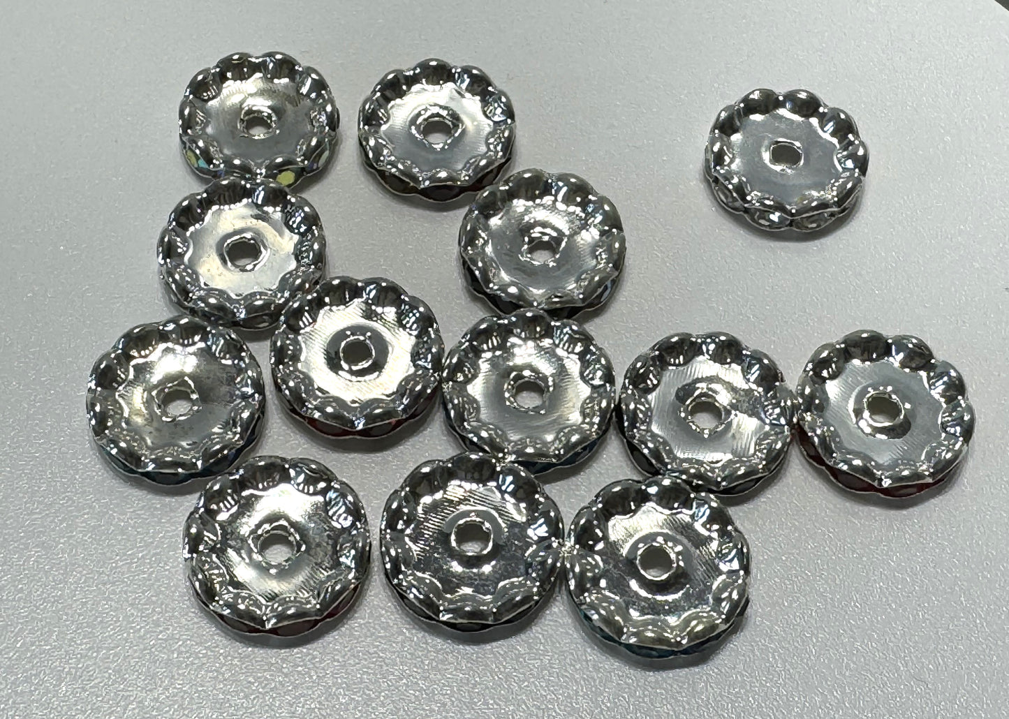 Spacer Wavey 15mm Silver Multicolor. Beautiful for jewellery and to add to beadable items.